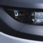 Exterior de la camioneta t9 aventura advance de jac motors 4