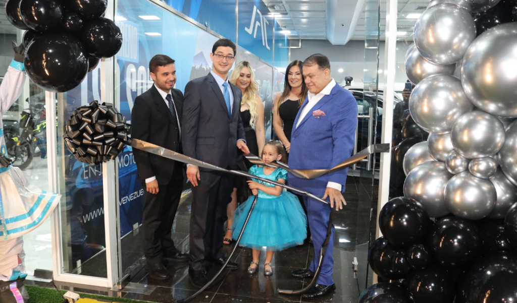 JAC Obelisco abre sus puertas con arte e innovación