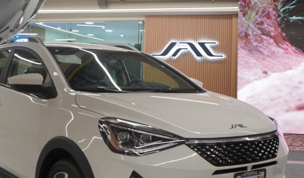 JAC Express Cerro Verde abre sus puertas en Caracas